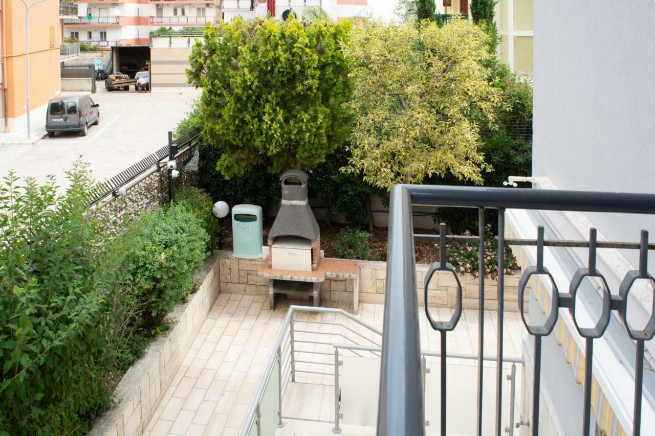 Villa Franca Mini Appartamenti Bisceglie Exteriér fotografie